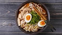 How to Make Chicken Ramen with Noodles – A Hearty Japanese Soup